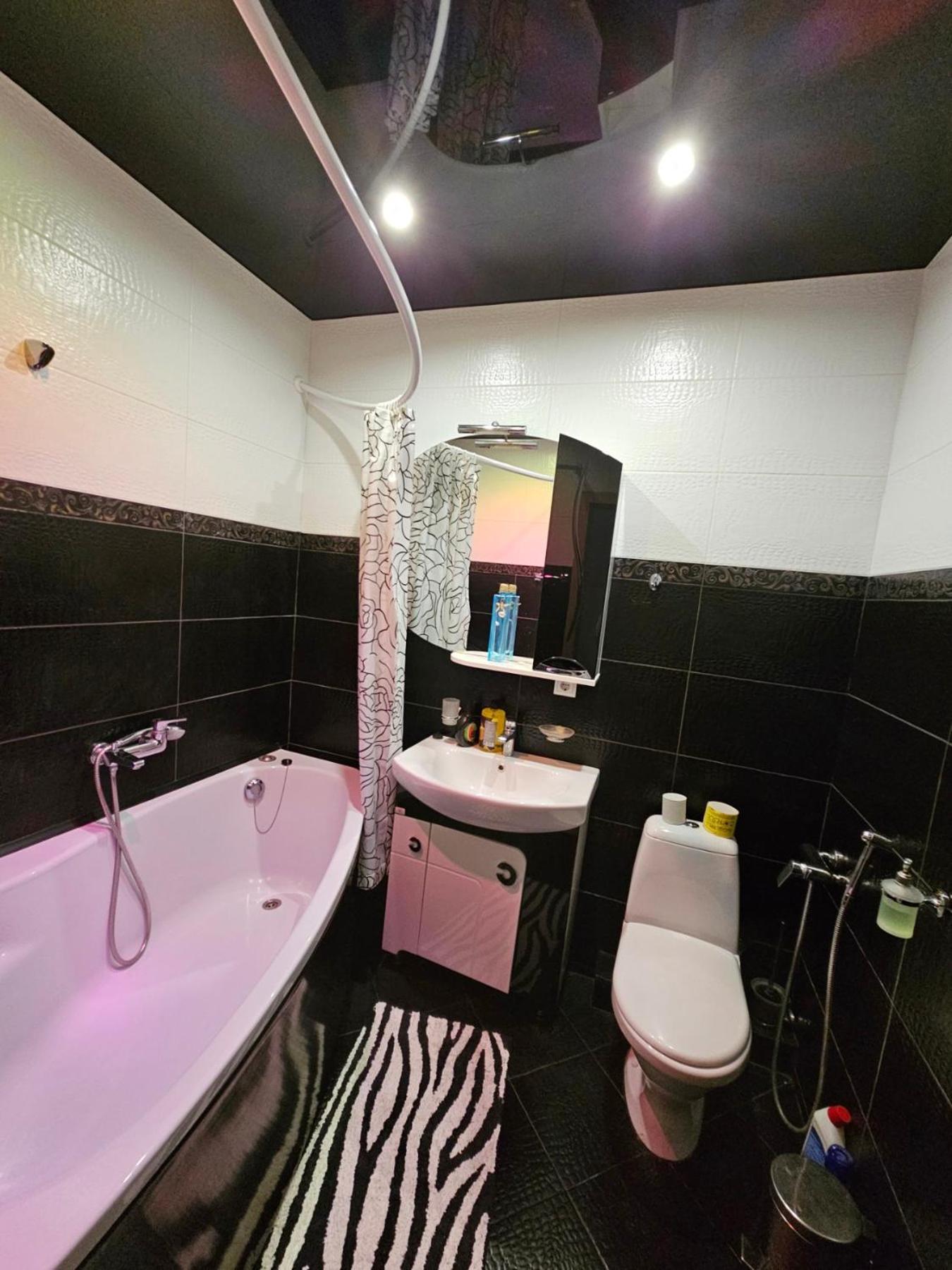 порт сіті Apartment Lutsk